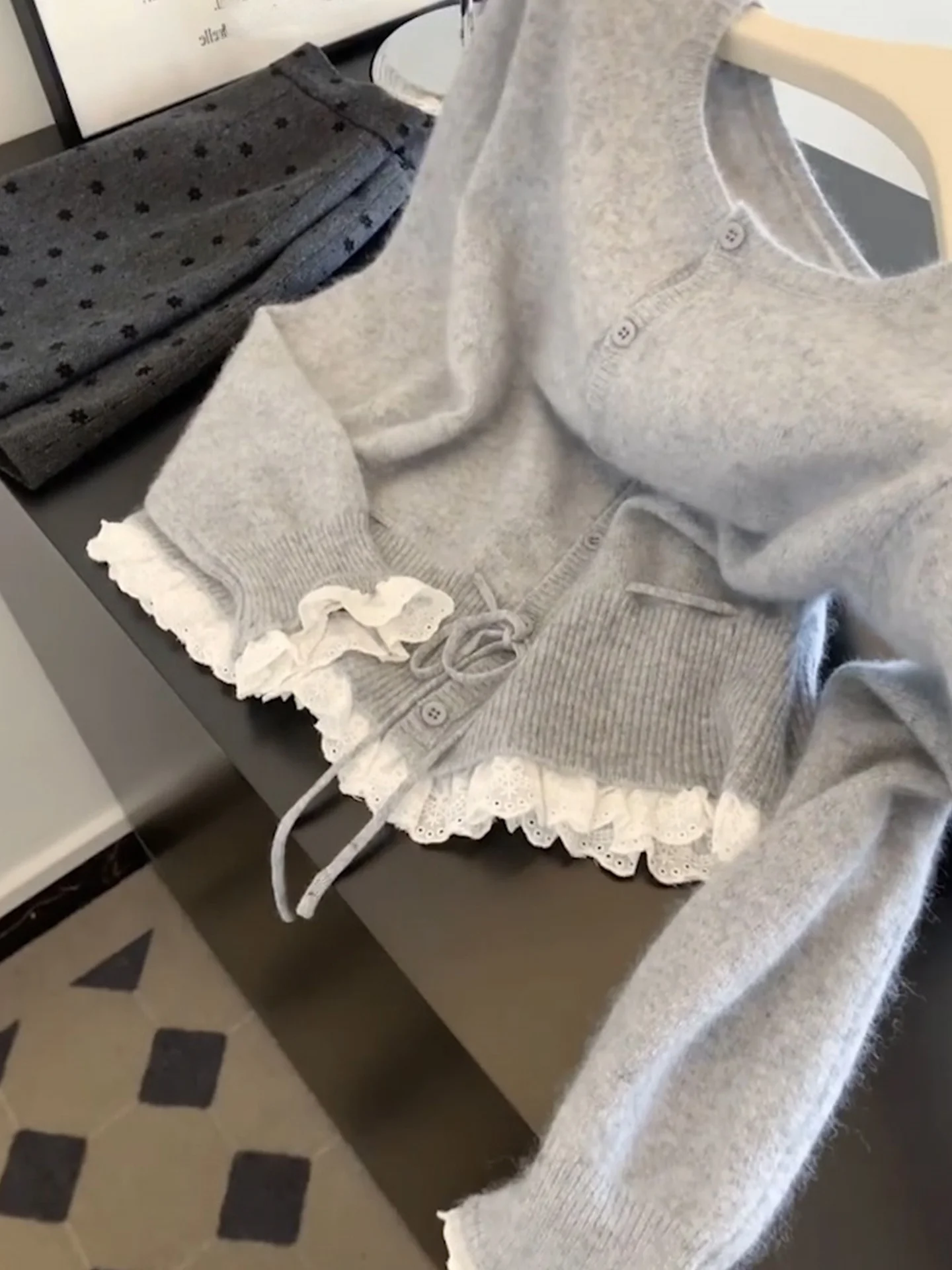 Runde Ne Reine Farbe Gestrickte Spitze Spleißen Casual Lange Sve Pullover Herbst Neue Sle Gedicht Kunst Leinen Frauen Faion Innen...