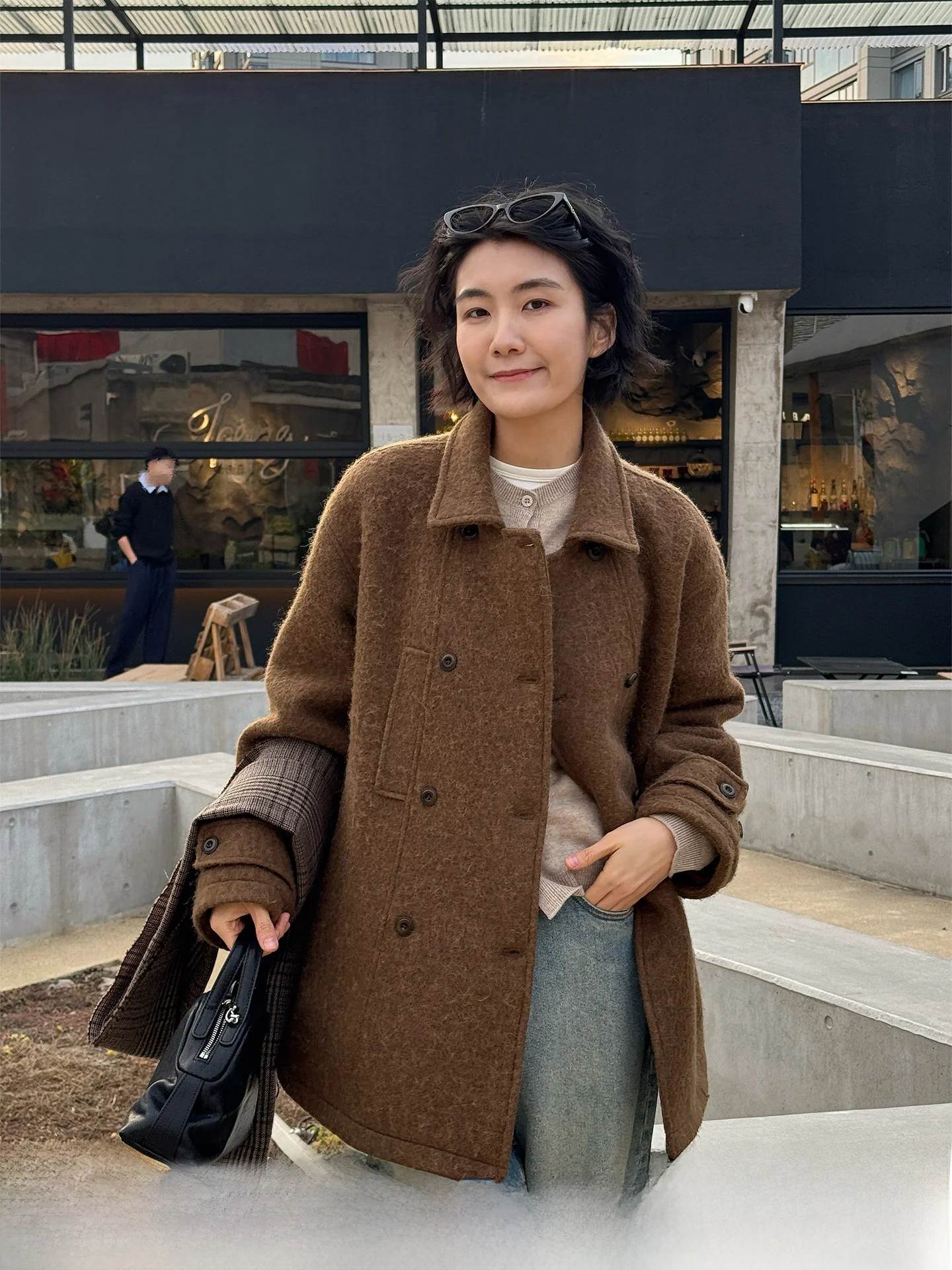 

Warm Wool And Alpaca Coat for Women Medium Length Collar Flip Cotton Filled Jacket Commute Style Simple Design Online Exclusive