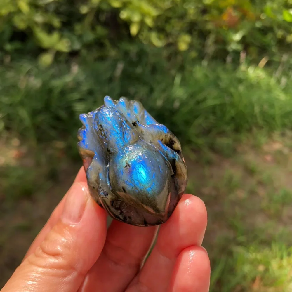 4.3cm Labradorite Spider Figurine Natural Flash Blue Sheen Crystal Spider Statue Healing Stone Desktop Wicca Decor Gift