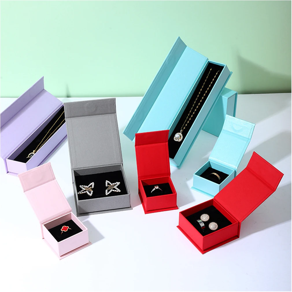 Magnetic Jewelry Gift Boxes 50Pack Small Bracelet Box Custom Logo Beige Cardboard Packaging Case for Necklaces Bracelet Earring - Image 4