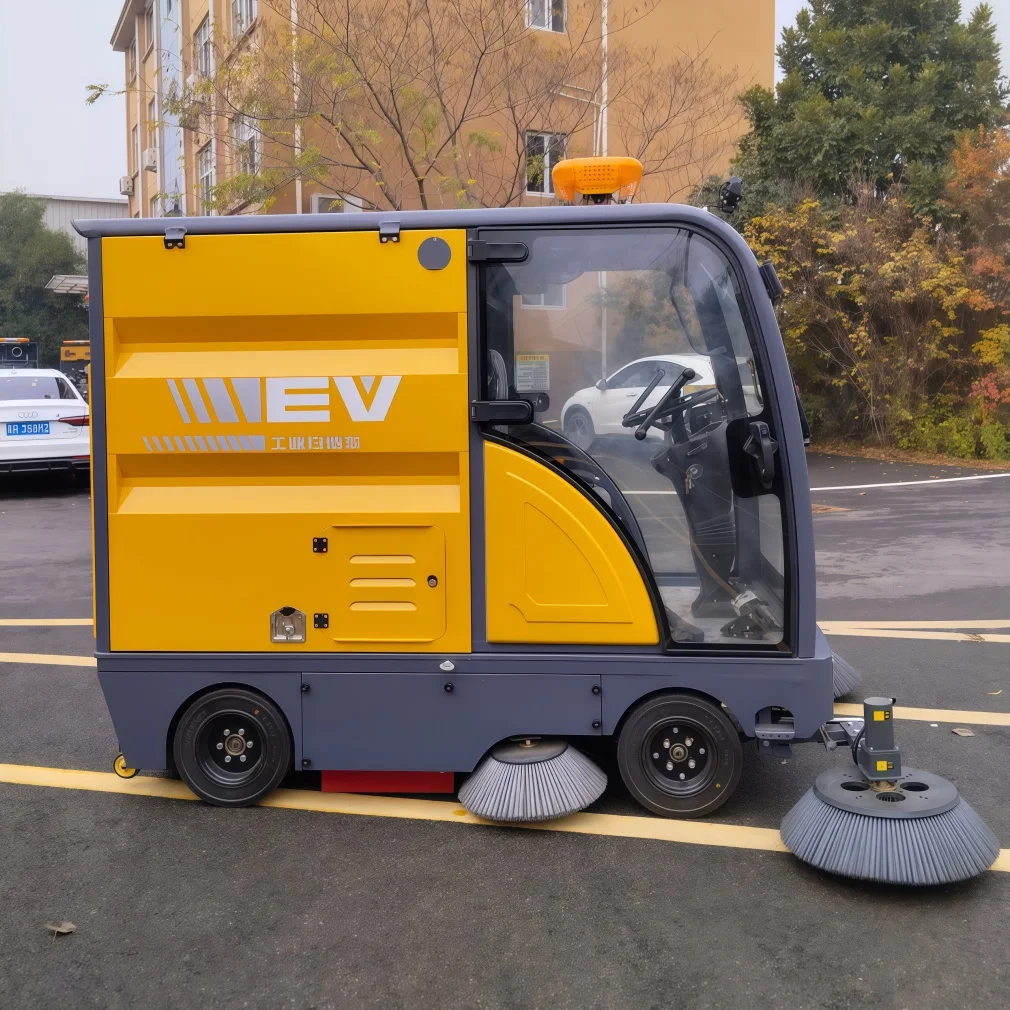 Custom Electric Street Sweeper Enclosed Cabin Sweeping Vehicle Commercial Floor Sweeper Machine for Warehouse Parking