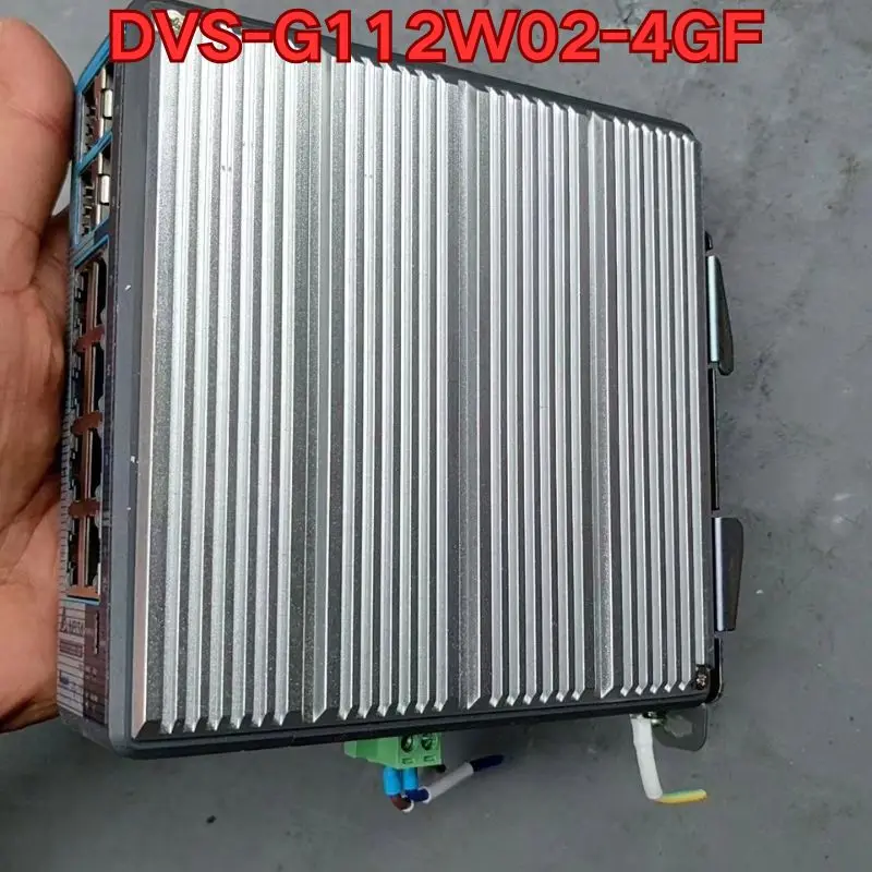 Used industrial switch DVS-G112W02-4GF 4-port 100/1000Base-SFP 8-port 10/100/1000Base-T function intact Complete model