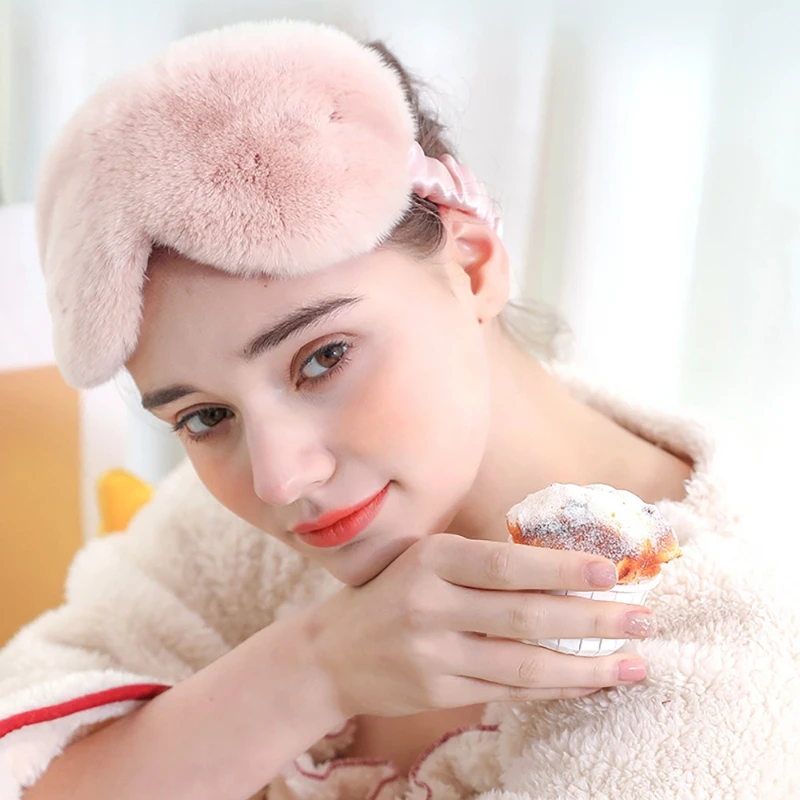 

Rabbit Fur Simulated Silk Eye Mask in Stock for Wholesale. Cute Soft Plush Silk Eye Mask for Sleep and Sun Protection