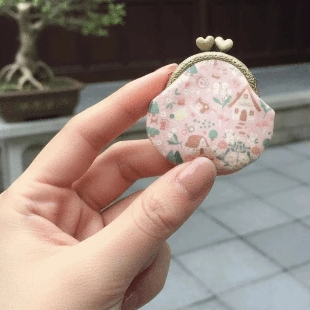 Anti-lost Kiss Lock Coin Purse Thickened Portable Brocade Mini Pouch Chinese Style Shell-shaped Embroidered Small Pocket Women