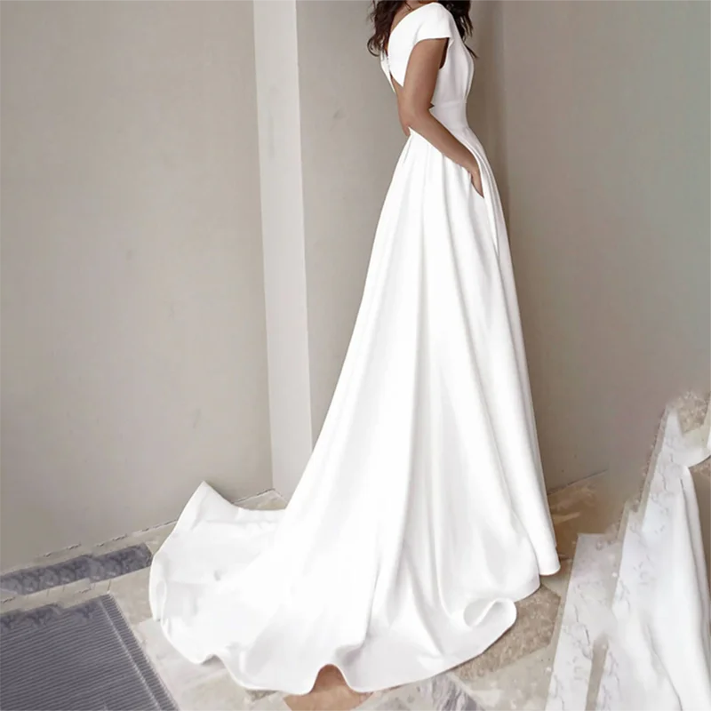 

Customized Sexy Satin V-Neck Wedding Dress A-line Sleeveless Backless High Slit Tank Sweep Train Bride Gown For Women