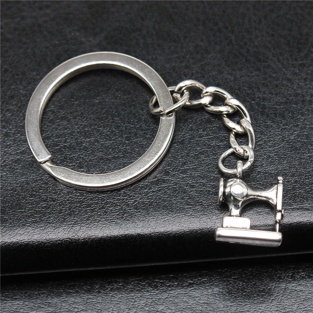 Souvenirs Gift Men Keychain 2 Colors 15x12mm 3D Sewing Machine Pendant Keyring 