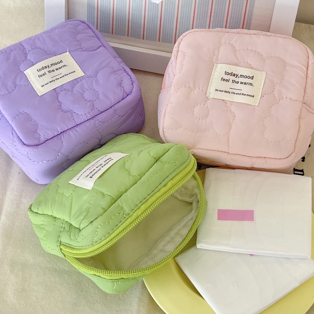 New Flower Pattern Women Makeup Bag Lipstick Cosmetic Organizer Zipper Bag Cute Purse Pouch Cosmetic Bag Female Make Up Bags