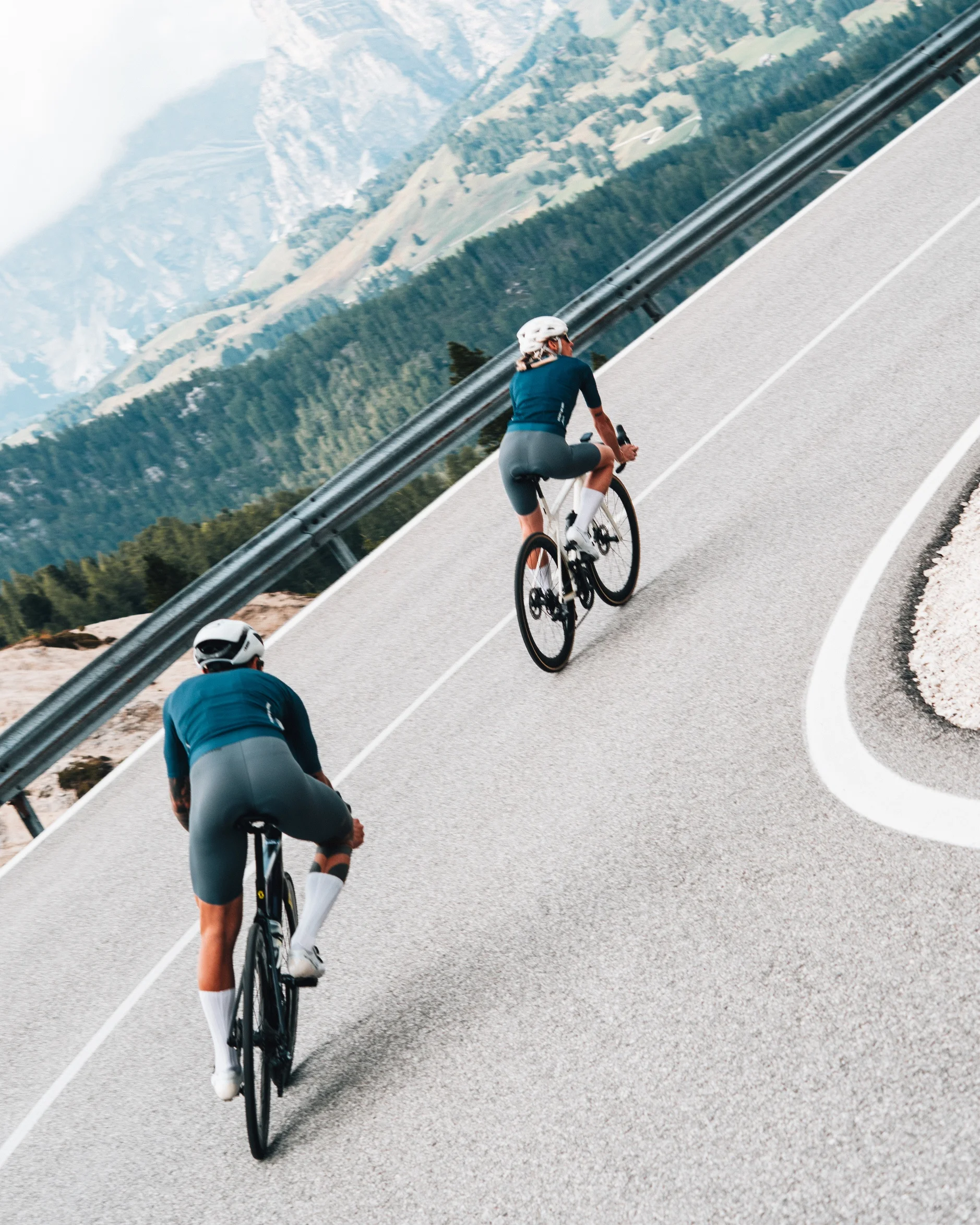 Thumbnail 3 - #56 Latest Cycling Jerseys Offers