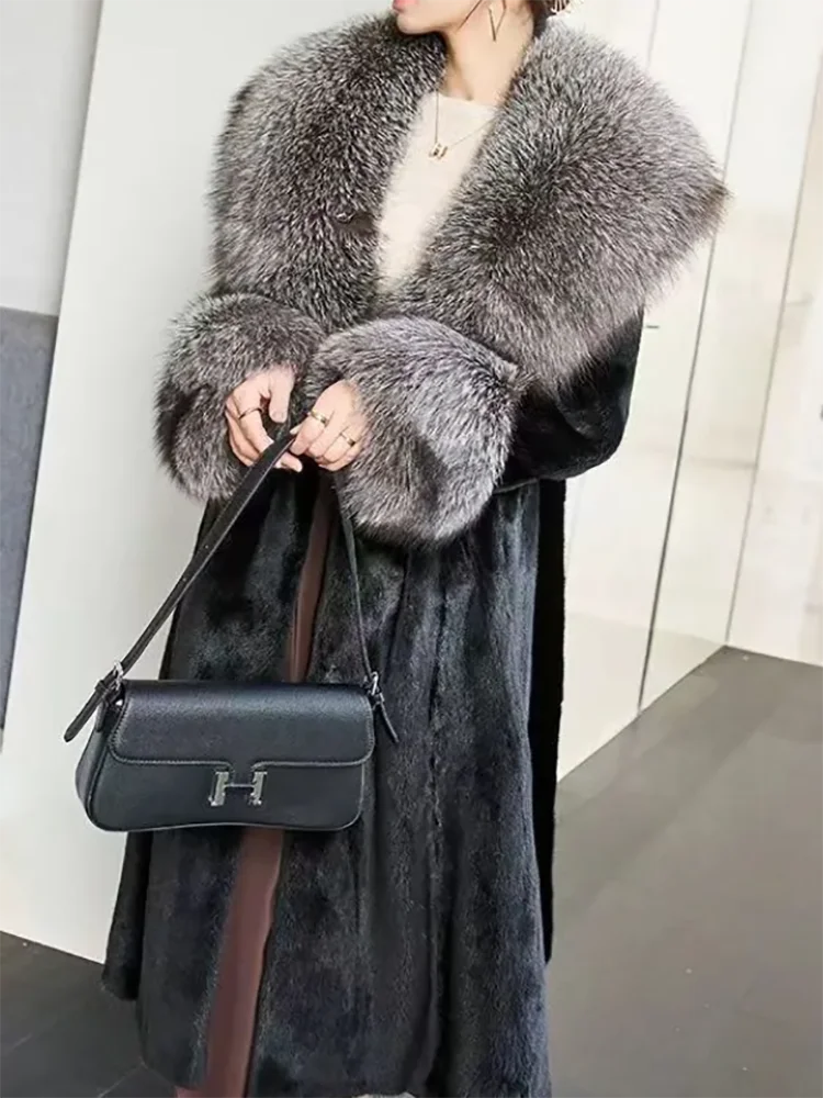 Abrigo elegante de visón para mujer, Parka de piel gruesa y cálida con cuello de piel de zorro holgado, abrigos largos de piel de imitación de visón para otoño e invierno 2025