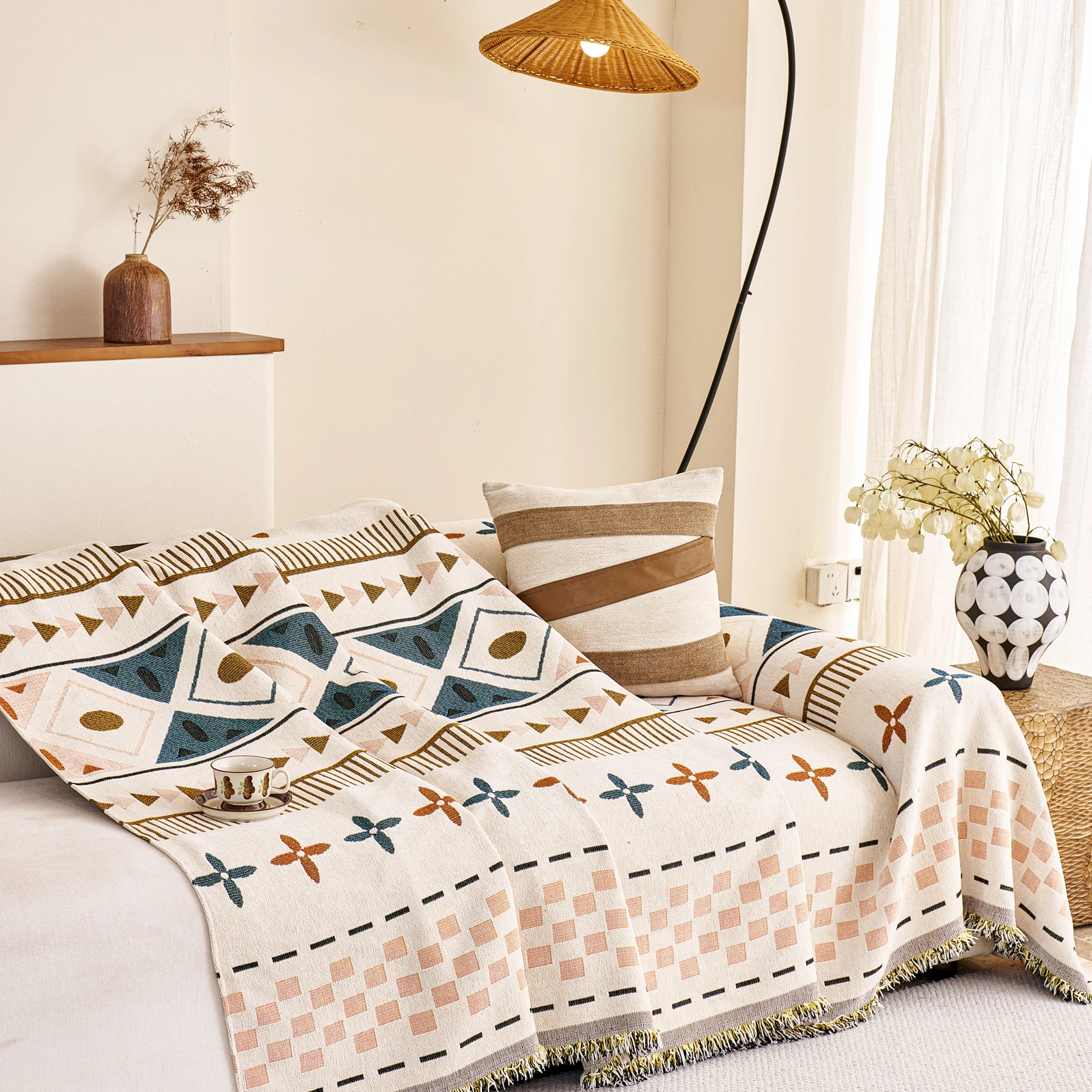 1PC Boho Floral Tassel Sofa Throw Cover Reversible Retro Geometric Print Universal Couch Protector All-Season Sofa Blanket