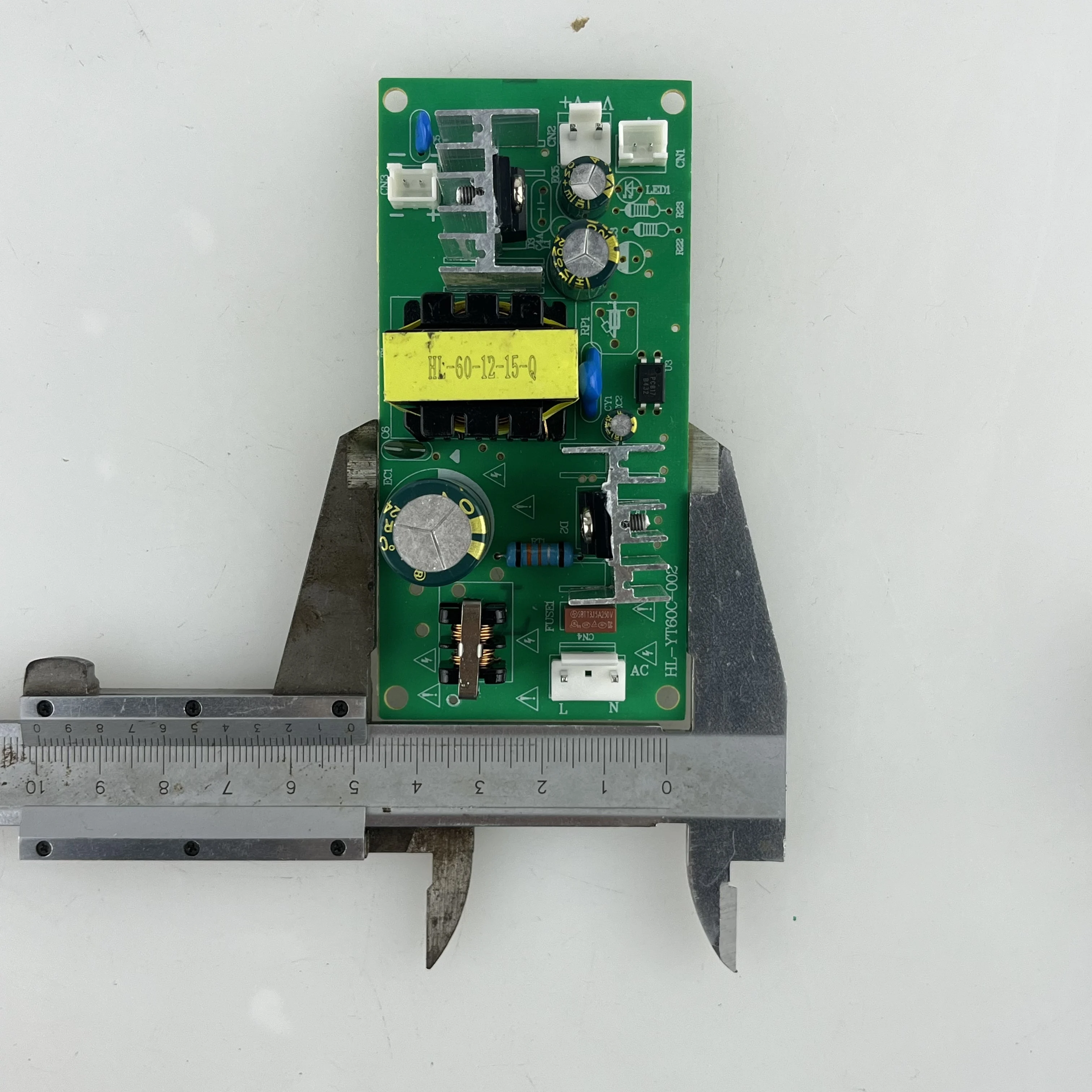 Alimentatore 60w 12v 15v per Stage Mini Led Par Light