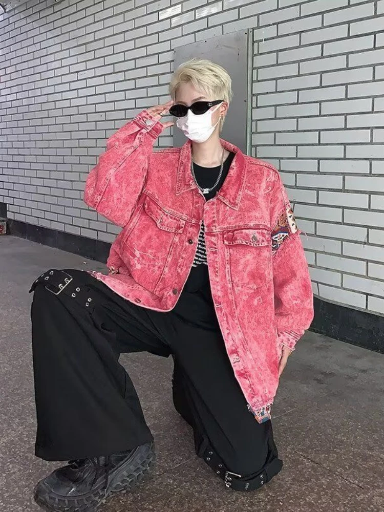 

Розовые свободные джинсовые куртки Мужские эластичные повседневные дешевые цены Стильная одежда Высокое качество Новые в Корее Эстетическое ковбойское пальто для мужчин