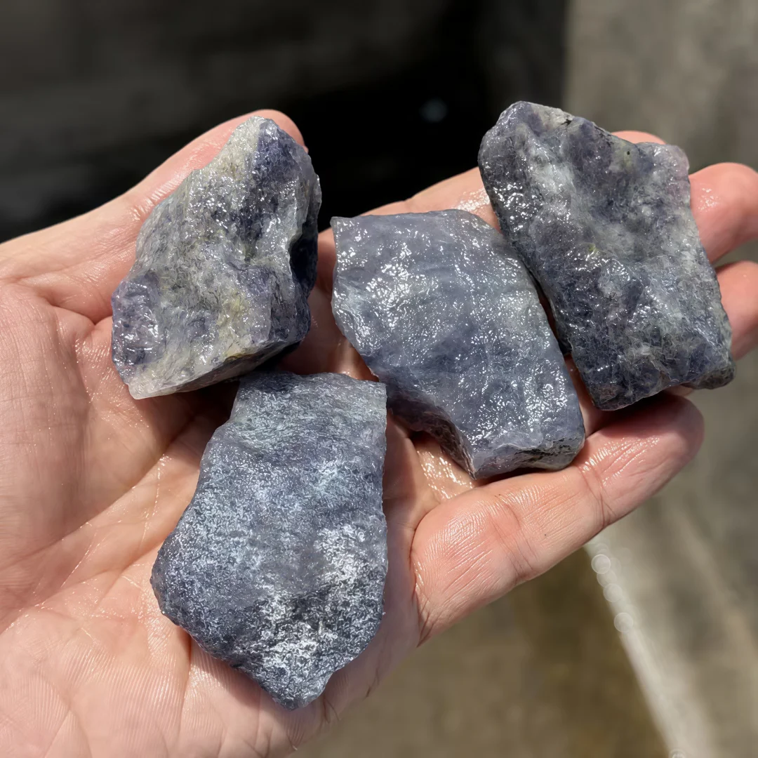 Natural Dark Blue Iolite Rough, Raw Iolite Crystal, Natural Crystal Home Decorative Stones, Fillers for Vases And Fish Tanks