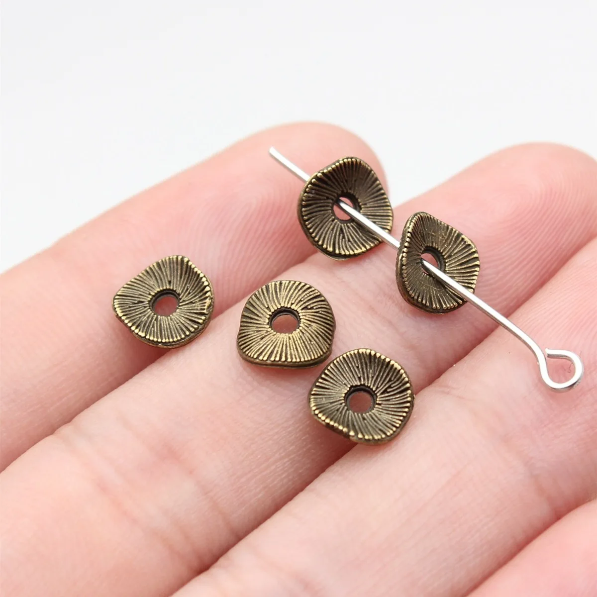 40pcs 7.5x7.5x2.5mm 2 Colors Antique Silver Color Antique Bronze Color Disc Spacer Beads Small Hole Beads Jewelry Findings