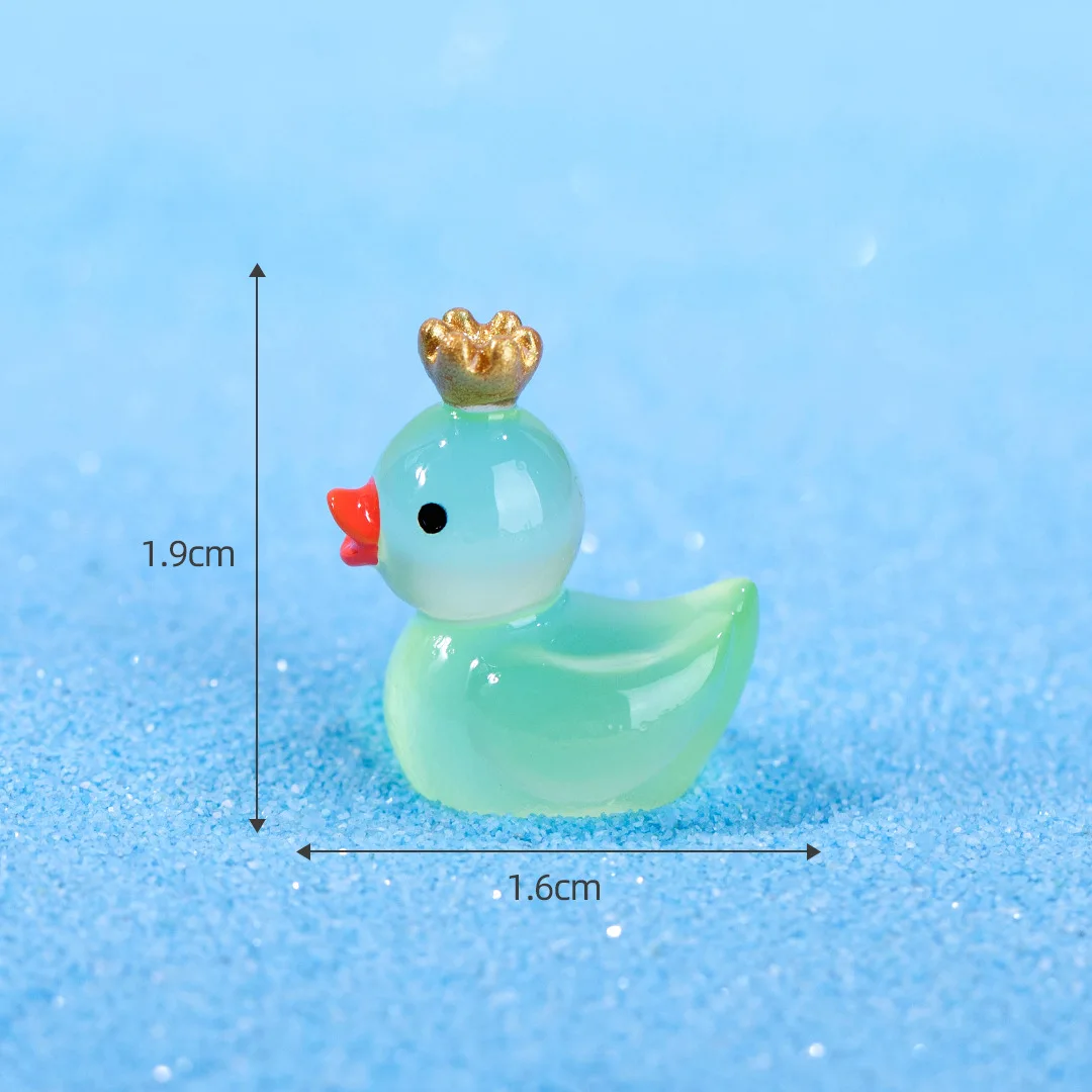 10/20/50PCS Mini Fluorescent Crown Duck Ornament Miniature Figures Tiny Duck Resin Handicraft Micro Landscape Dollhouse Decorate