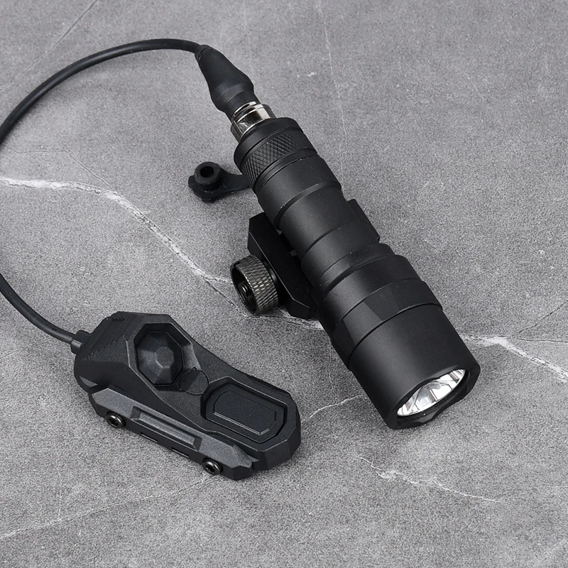 Surefir AXON 듀얼 기능 손전등, 원격 압력 스위치, 20mm 레일 사냥, 전술 ... - 2
