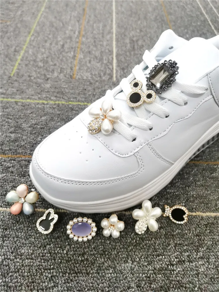 New Design Jewelry Shoe Decorations Shoelaces Metal Charms Diy Shoe Lace Buckles Accessories Girls Sneaker Laces Decor For Women