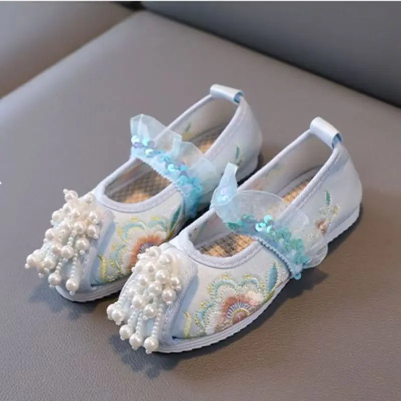 Girls String Bead Tassel Embroidered Hanfu Shoes Ethnic Style Spring Summer New Shallow slip On Cloth Shoes Princess Shoes