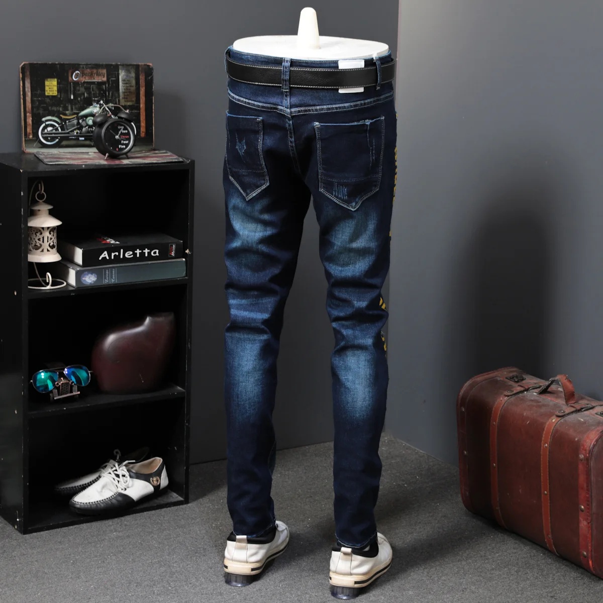 Autumn Holes Patch Jeans Male Elastic Tiger Head Leisure Time Tide Brand Designer Jeans Long Pants Embroidery Printing Tide