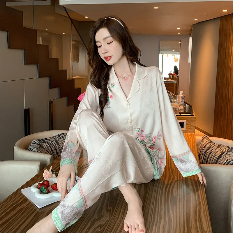 Sweet Jacquard Flower Nightwear Women Pajamas Set 2Pcs Pjs Beige Long Sleeve Sleep Suit Satin Silk Home Clothes Loungewear