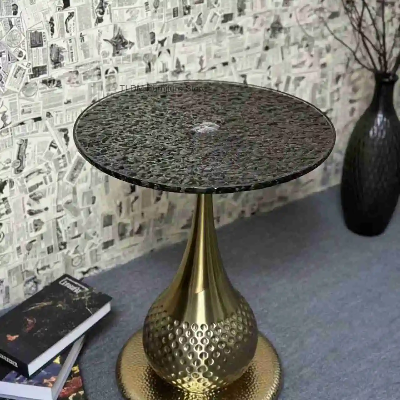 Light Luxury Coffee Tables Creative Hammer Pattern Metal Table Creative Tempered Glass Round Table Household Corner Tables