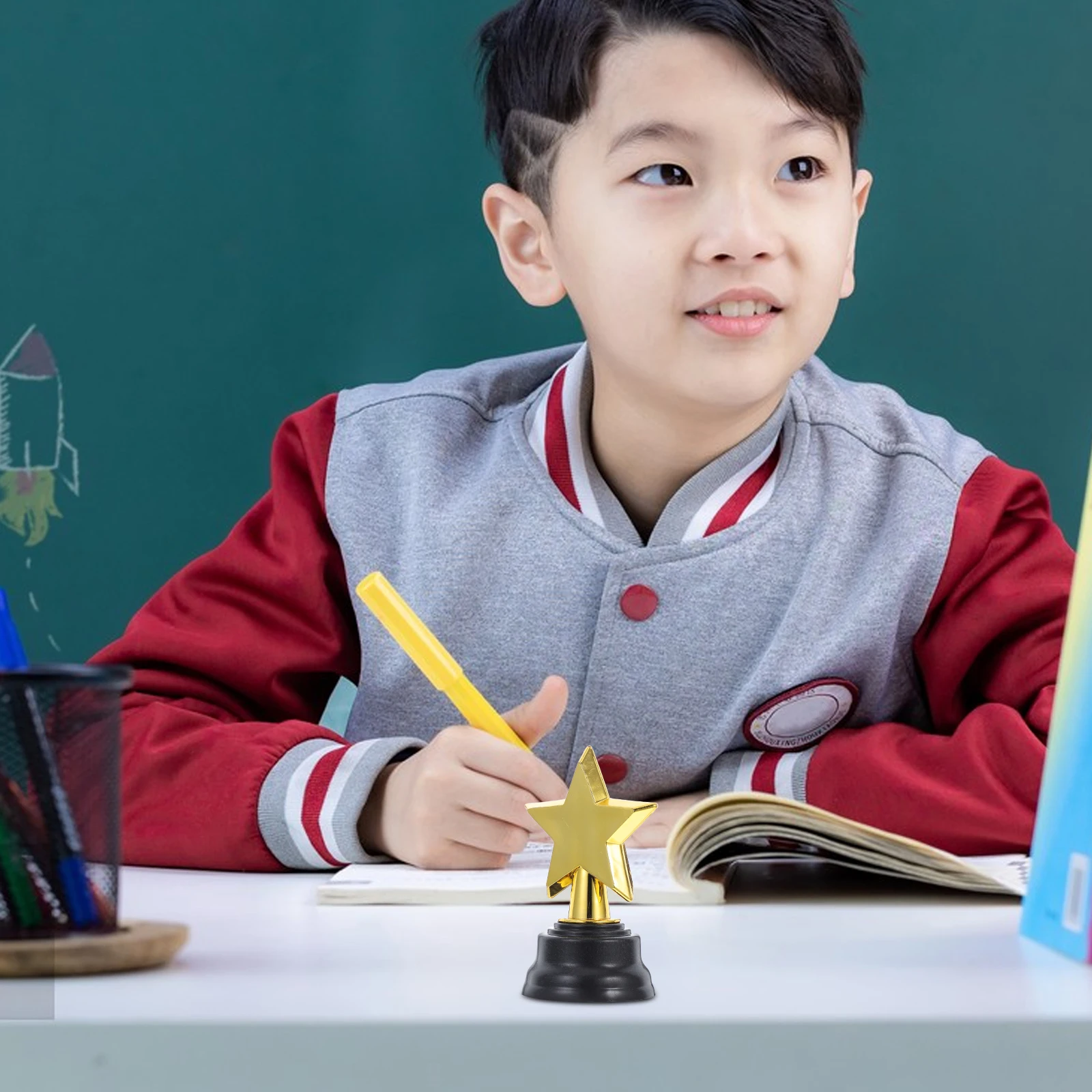 Рисунок 4 - пластиковый звездный трофей