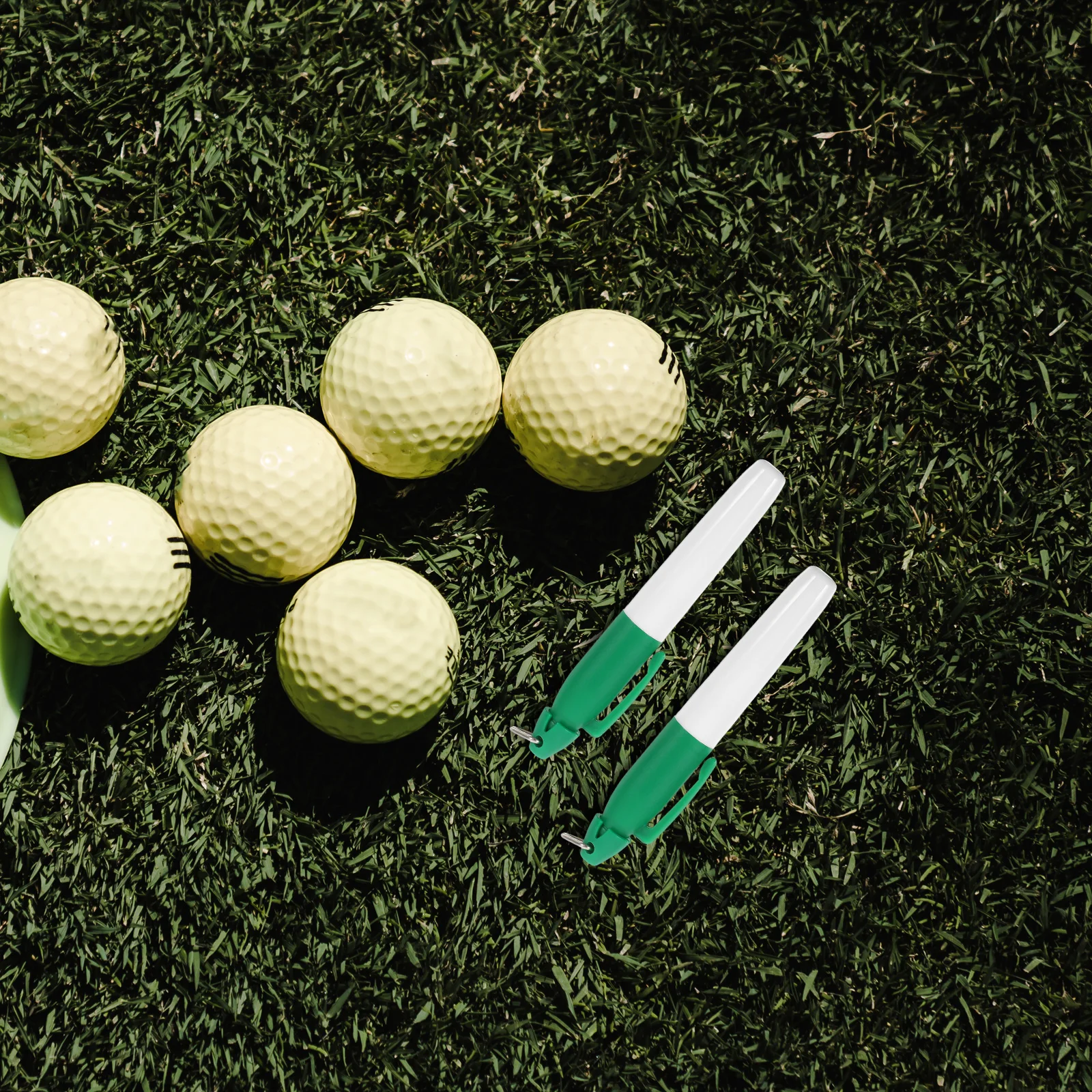 

4 Pcs Golf Liner Marking Tool with Ball Marker Pen for Drawing Line Alignment Golfing Accessories Plastic Portable