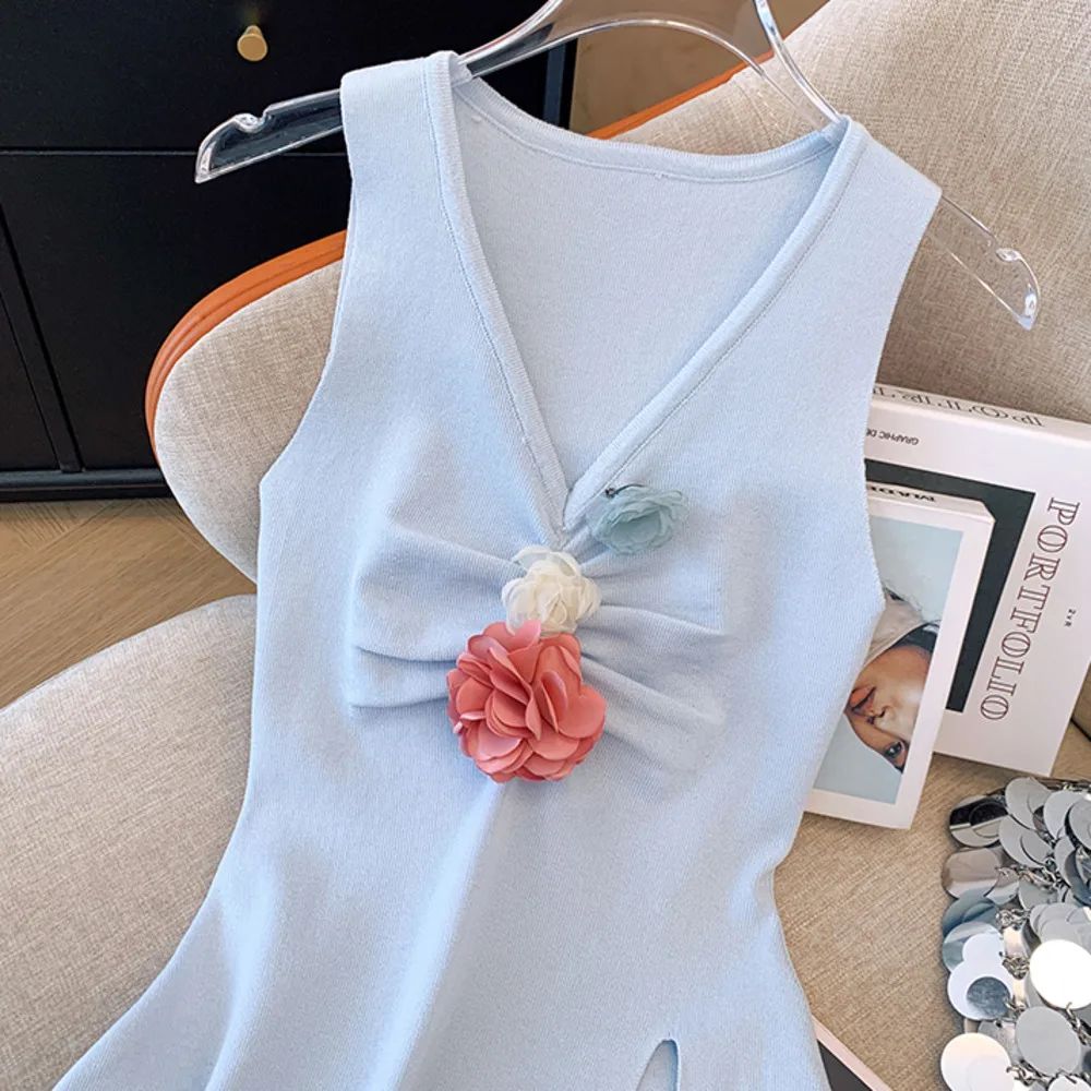 2024 Summer Women 3D Floral Design Camisole Vest Tops Lady French Fashion Slim Fit Split T-shirt Sleeveless V-neck Pullover Tee