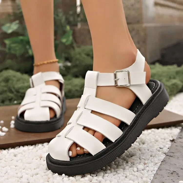 Closed Toe Hollow Out Roman Sandals for Women 2026 Summer Comfort Outdoor Beach Shoes Woman Fashion Pu Leather Platform Sandals