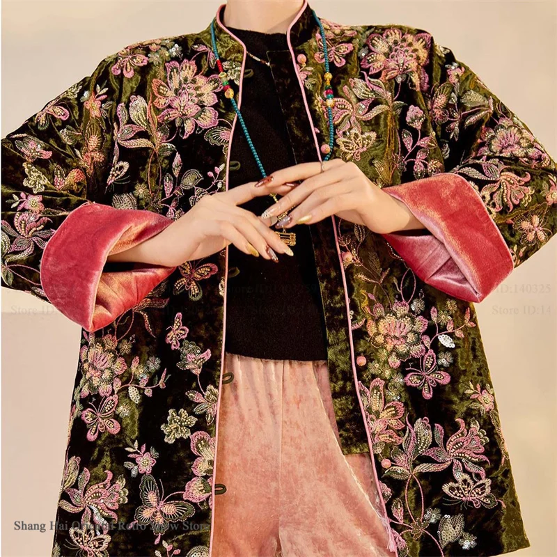 Women's Tang Suit Jacket  Autumn Winter New Chinese Style Coat Luxury Embroidered Sequin Beads Qipao Tops Thicken Loose Outwear