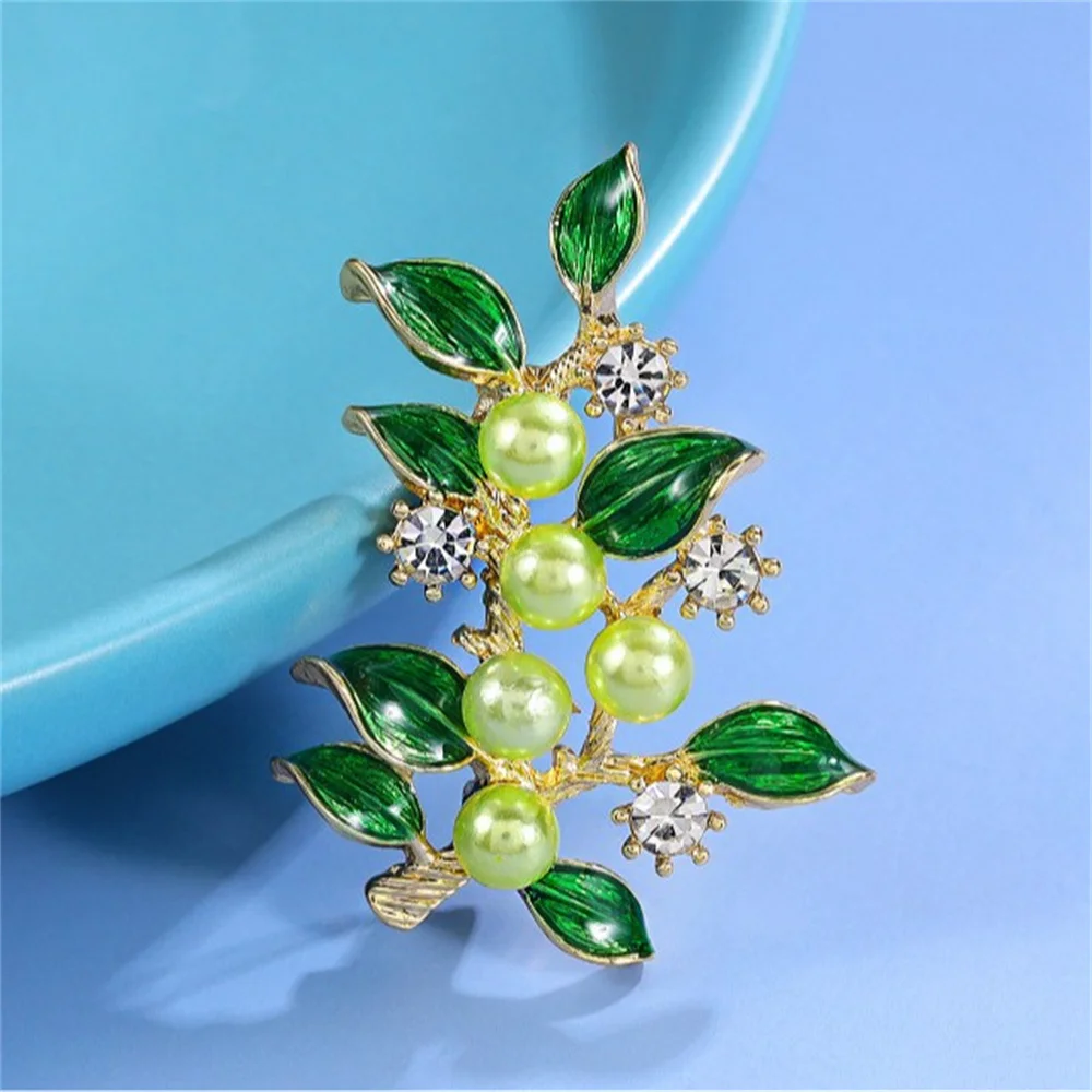 Enamel Pins Green Plant Leaves Corsage Exquisite Brooches For Women Girls Vintage Clothing Jewelry Accessories Gifts