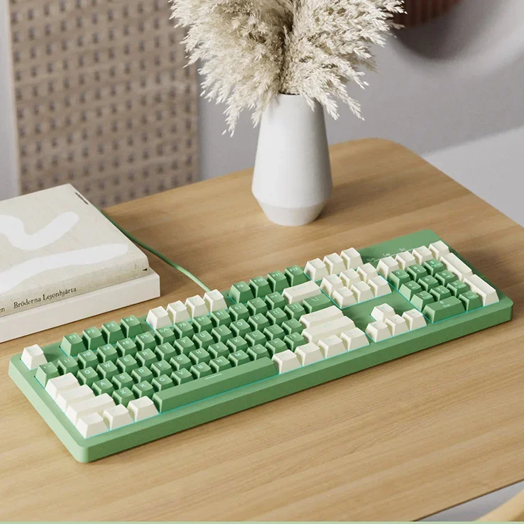 

Green 104-key mechanical keyboard Customized personalized double-spell color Ice blue light transmissive keycap Full key No punc