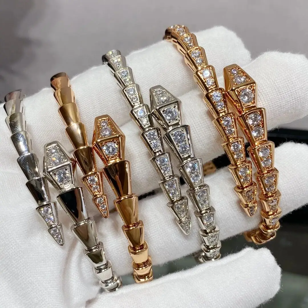 

Xiqi Jewelry's Hot-selling 925 Sterling Silver Snake-shaped Diamond-embedded Ladies' Open Bracelet - A Light Luxury, High-end an