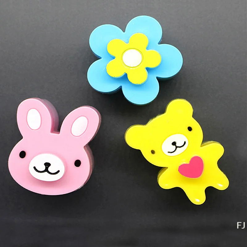 [YU]Cute Sandwich Mould Rabbit Flower Bear Shaped Bread CakeBiscuit Embossing Device Crust Cookie Cutter Baking Pastry Tools