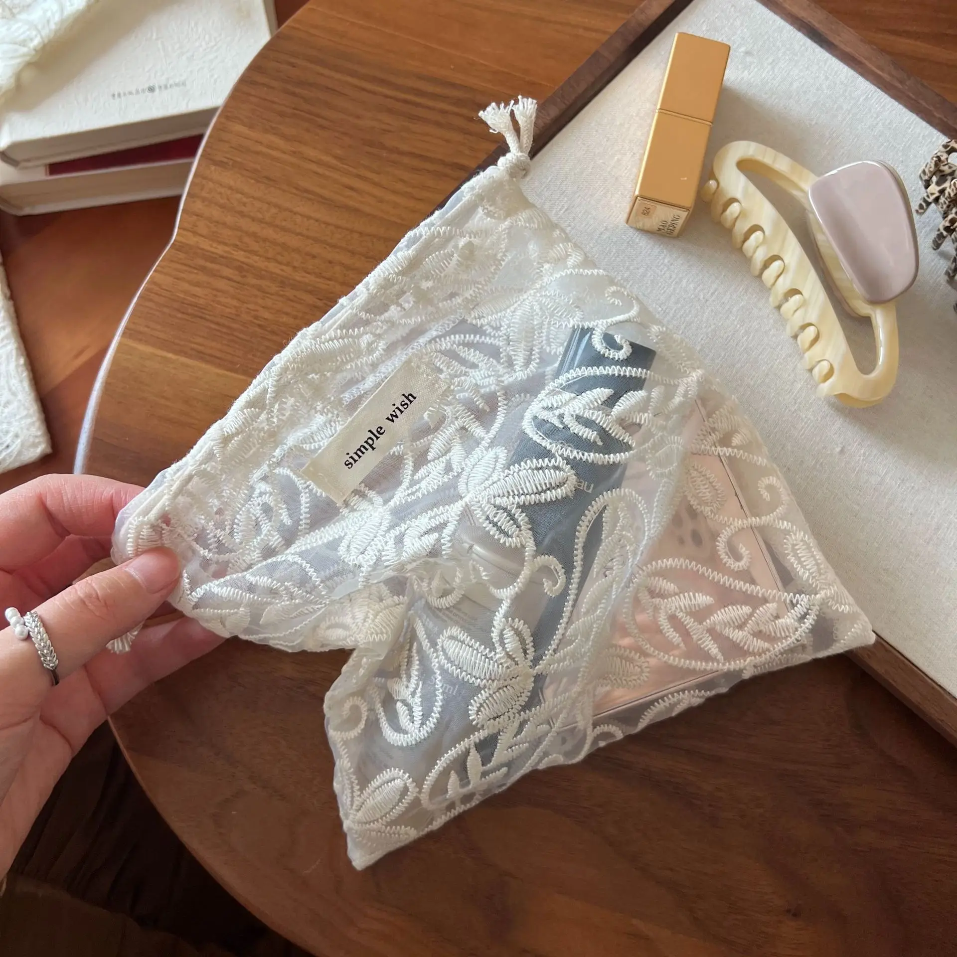 Retro-Aufbewahrungstasche aus Spitze, Aprikose, mit Spitzenausschnitt, bestickt, Mehrzweck-Organizer, Aufbewahrungstasche für Haarschmuck und Kopfhörer – Detail 10