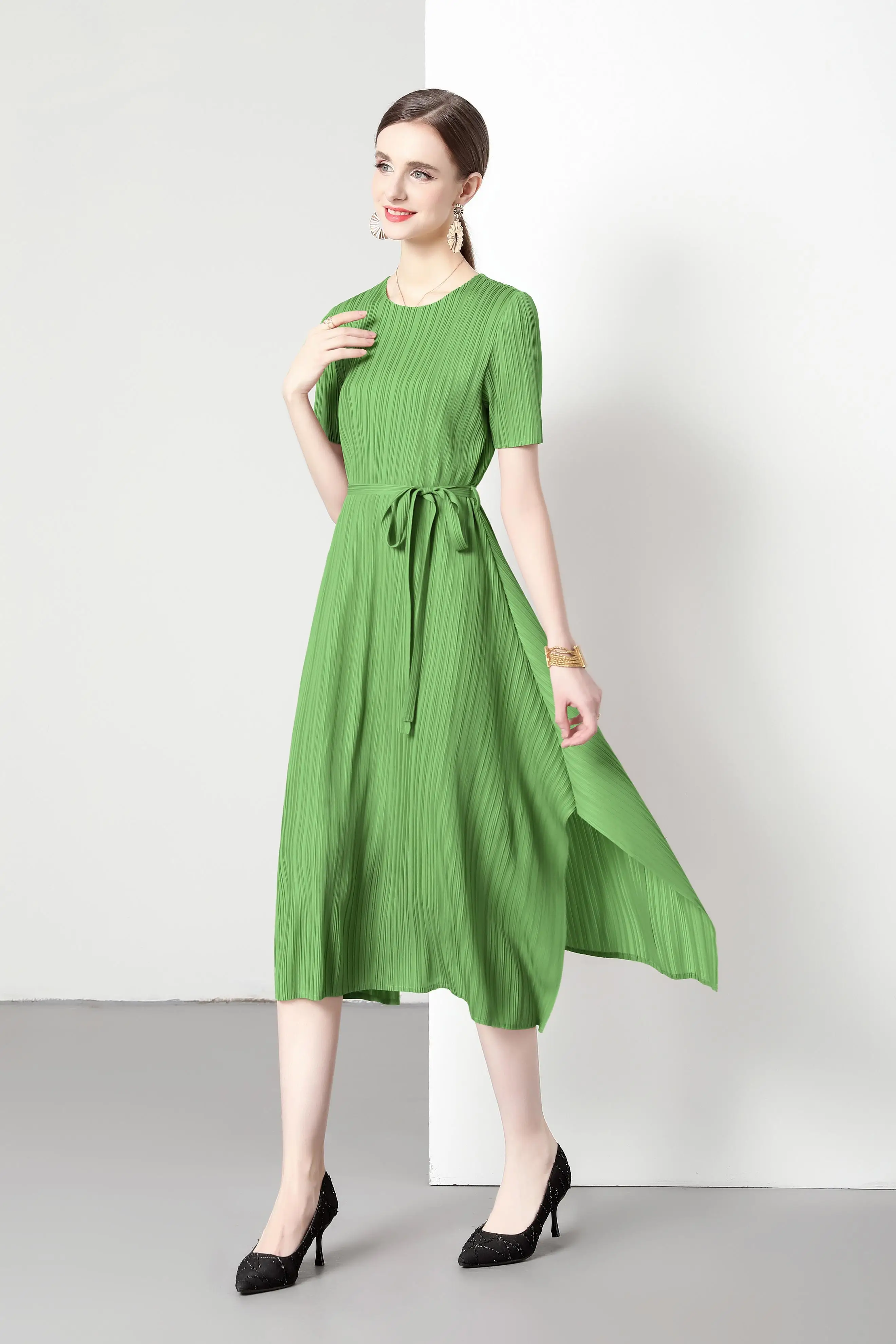 Miyake Pleated Round Neck Tether Waist Slim Dress Solid Color Long Skirt Five-point Sleeve A-line Skirt Big Swing Fresh Style