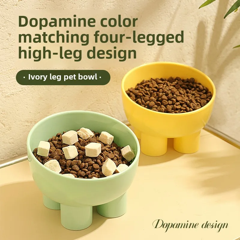 

Convenient Pet Feeding Solution - Safe Material Construction, Ideal for Busy Owners Looking for Easy Feeding.