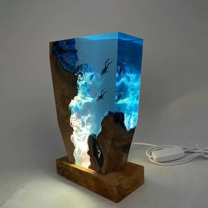 Resin lamp gift Ocean diver epoxy lamp gift ornament