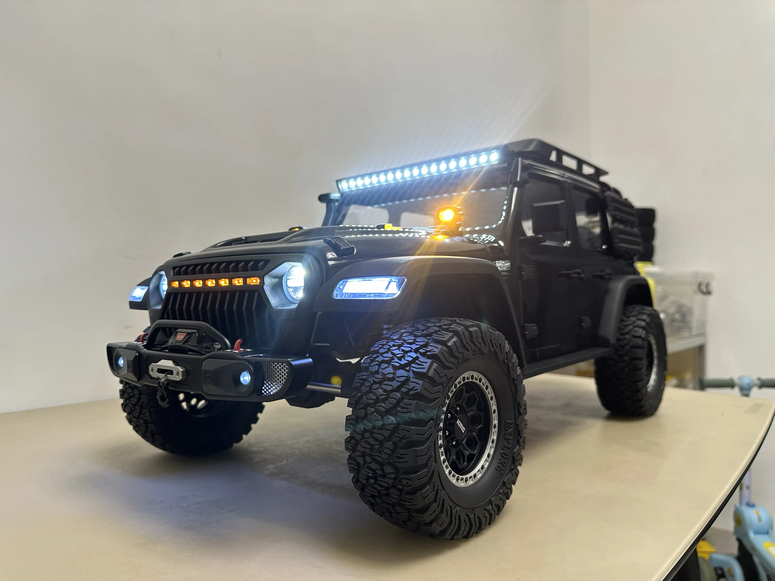 RC Crawler Upgrade Parts Custom CNC Machined Metal Front Bumper For CK5811 1/7 Scale RC Model Spare Replacement Accessories view 4