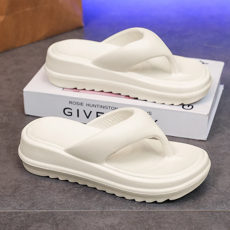 

Summer lounge slides soft foot experience, ultra light frame and great value, create relaxed feeling during home leisure time