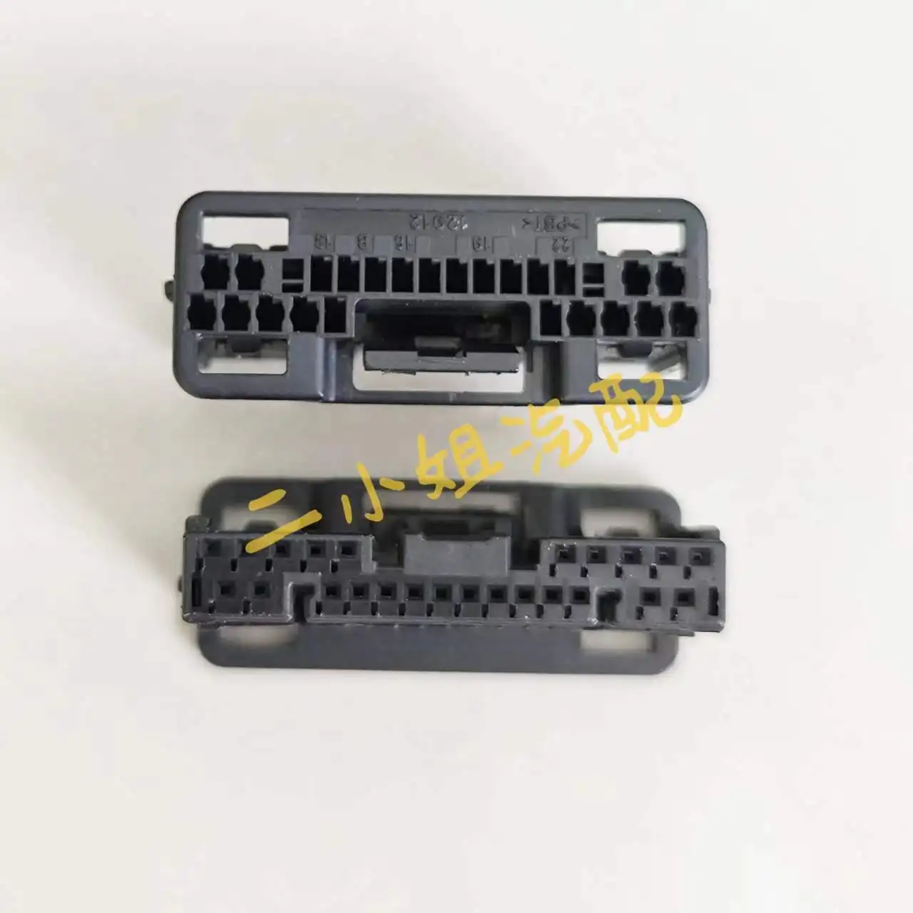 Applicable to T oyota and Lexus 24PIN 12912 Gateway Wiring Harness Plug Connector T oyota Gateway Plug Plug