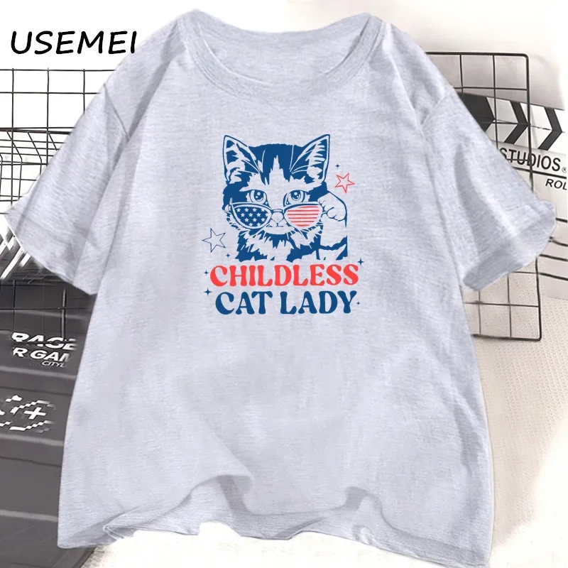 Childless Cat Lady T Shirt Kamala Harris 2024 Tee Shirt Vote Blue Tshirt Madam Cat Kamala Vote Blue T-shirt Women\'s Clothing