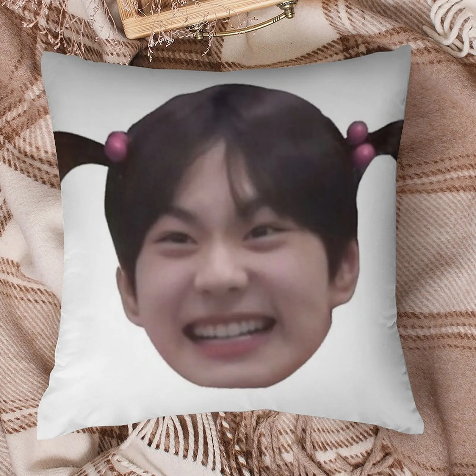 1pc Funny K-Pop Idol Pillow Cover, Polyester 2D Double-Sided Print, Cute Pigtail Meme Design, Playful Fan Merch Home Acc