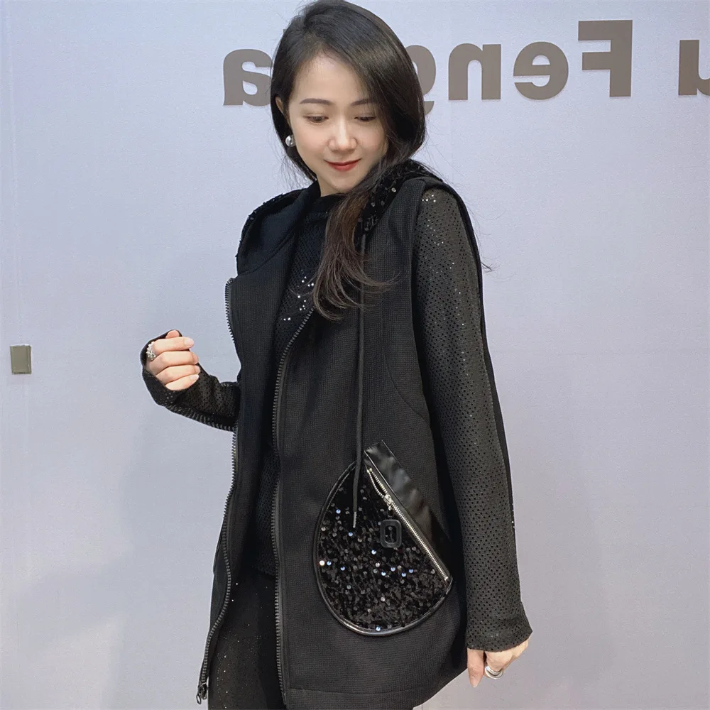 Fashion Sequins Loose Hooded Cartoon Hot Diamond Vest Women 2024 Fall Winter New Fashion Chic High-end Mid Length Black Vest