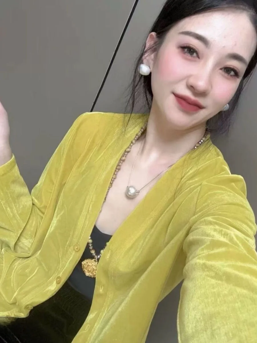 

Slimming Velvet Jacket Yellow Short V-Neck Commute Style Women's Shirt Fashionable Versatile Early Autumn New Arrival for Sma...