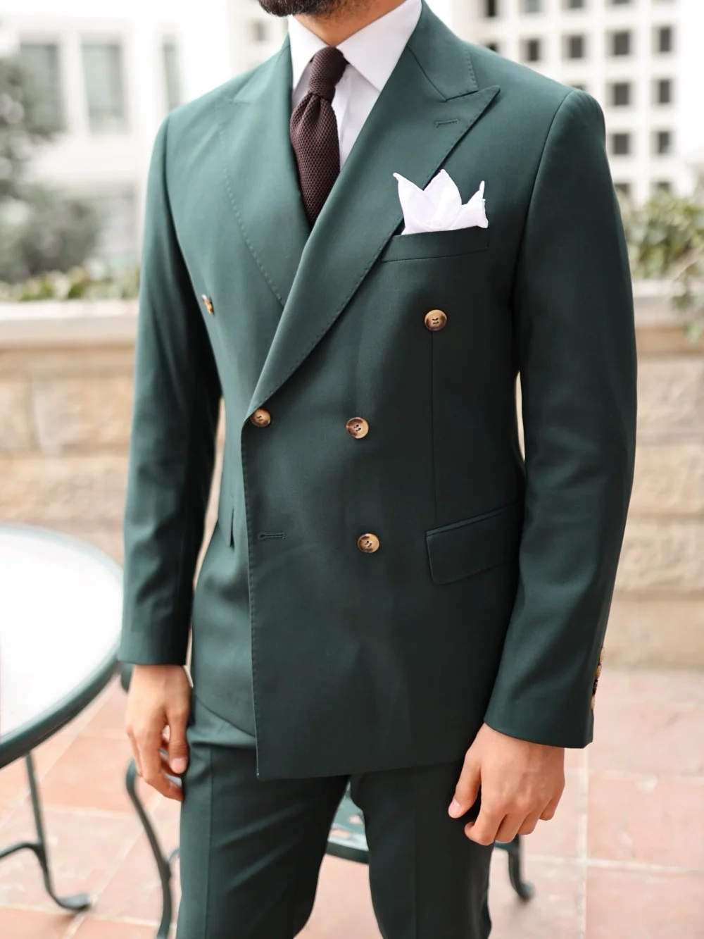 Classic Solid Color Men Suit Set 2PCS 2025 Fashionable Peak Lapel Men Suit For Best Man Formal Double Breasted Suit Trajes For H