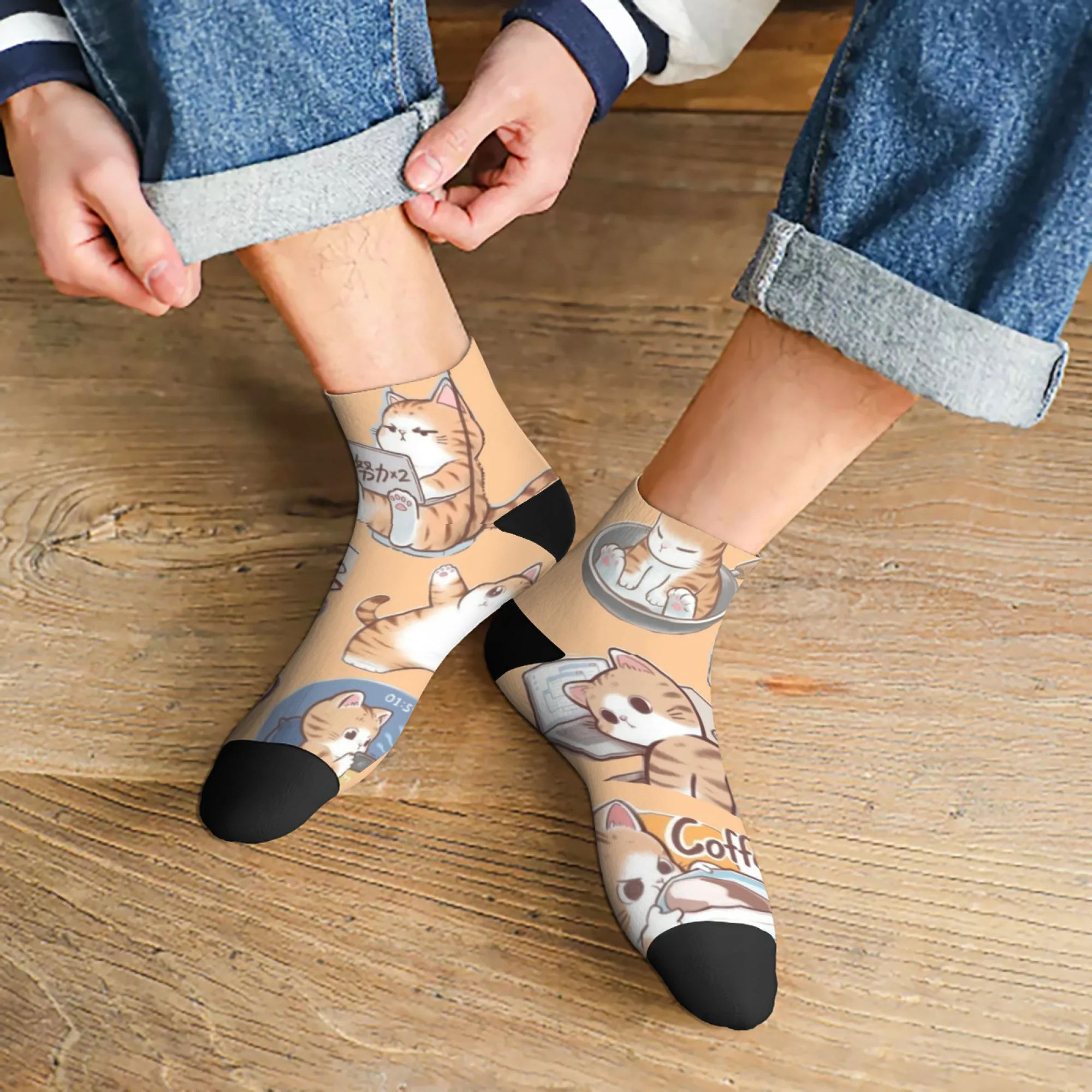 Hardworking Cat Short Sock Polyester Blend Comfortable Casual Socks for Women Men Unisex Soft Breathable Lightweight Fashionable