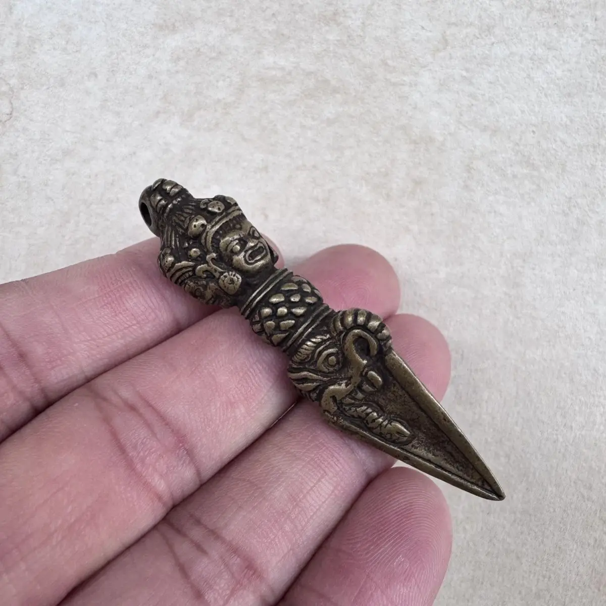 Tibet Tibetan Small Buddhist Buddha vajra pestle Statue Ornament Home Office Cabinet Deco Desktop Decor Figurines
