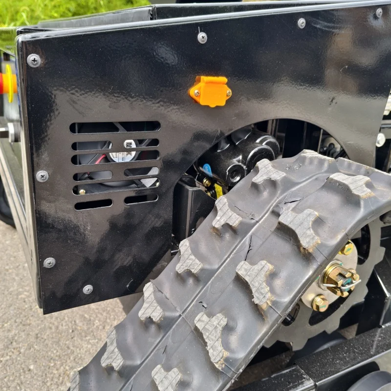 تخصيص جزازة العشب التحكم عن بعد روبوت منتج شعبي جزازة العشب متعددة الوظائف التي يتم التحكم فيها عن بعد للبيع