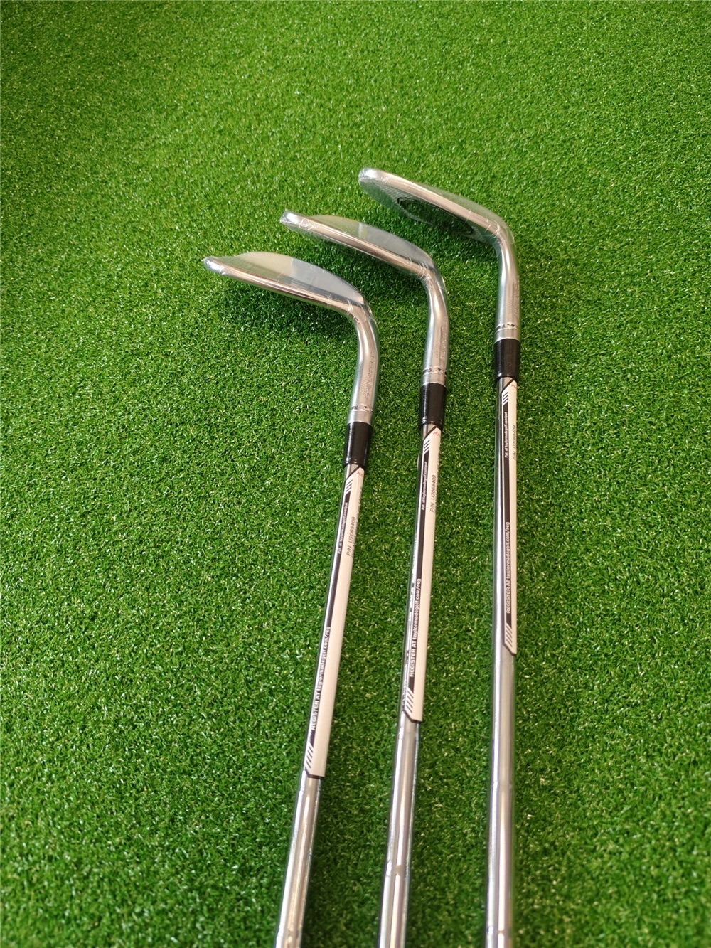Shaft Flex Stiff - 3PCS Silver Wedges MG 5 Golf